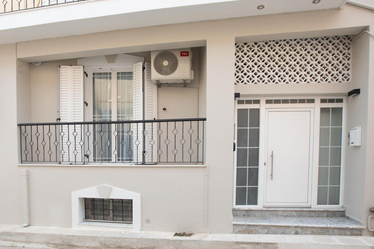 Villa Moncasa Al centro Lixouri Exterior foto